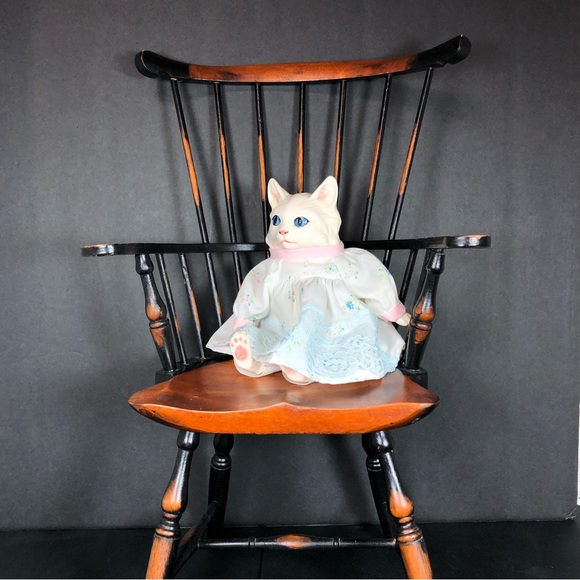 Small White Ceramic Anthropomorphic CAT Cloth Body Dress & Pataloons Cottagecore - Picture 4 of 10